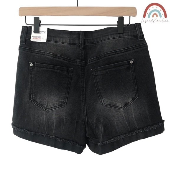 New! WallFlower Fearless Curvy Super High Rise Distressed Denim Shorty Shorts - Picture 4 of 10
